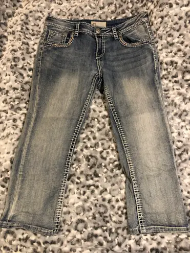 Charme Capri Jeans