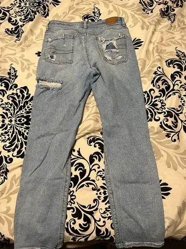 American Eagle Outfitters Moms Jeans