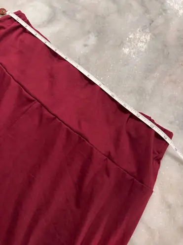 Tone Corset Women's Oversized T-Shirt and Fitted Shorts. Size Large