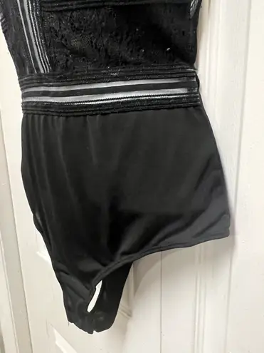 UNBRANDED Black Go Deep Lace V Bodysuit Size M