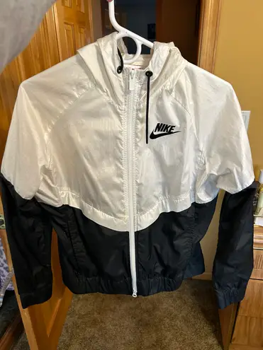 Nike Windbreaker Zip-Up