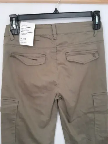 Vip Jeans Mid-Rise Cargo Style Straight Leg Jeans Size 9/29