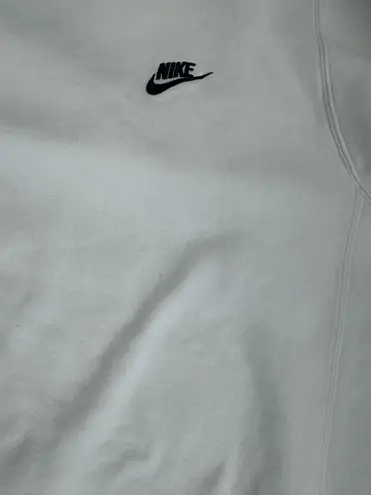 Nike  white crewneck