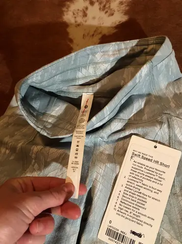 Lululemon  high rise swift speed short 8 inch Size 0 New with tags  - Image 7