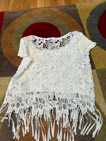 Charlotte Russe White Fringe Short Sleeve Lace Crop Top Medium