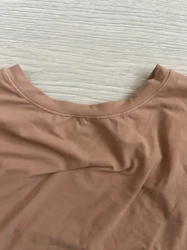 SKIMS Fits Everybody Super Cropped T-Shirt Sienna