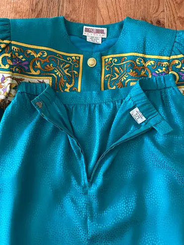 Vtg Maggy London Woman’s 100% Silk Blue Blouse & Skirt Set, Sz 8