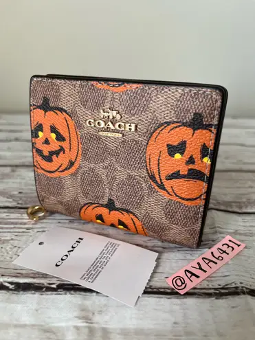 Coach  Snap Wallet In Signature Canvas With Halloween Print thumbnail 2