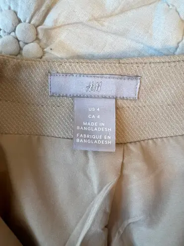 H&M beige business skirt