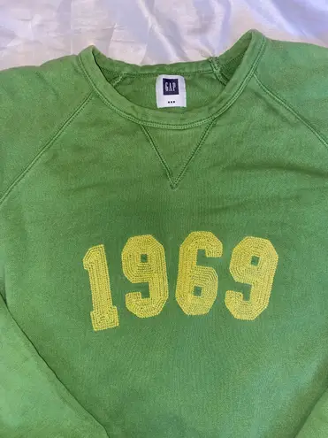 Gap green and yellow embroidered “1969” crewneck