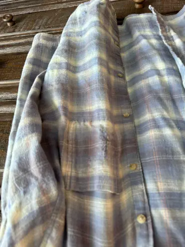 American Eagle Outfitters Distressed Flannel