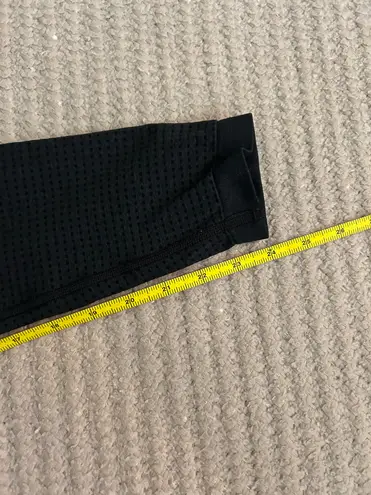 Shark Watch Gymshark flawed but mended leggings (S)