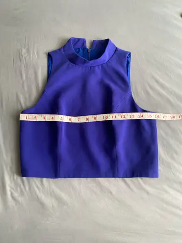 Black Halo - Elegant Blue Women's Crop Top - Size 2 Center Back Hidden Zipper