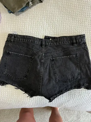 ZARA Black  Shorts