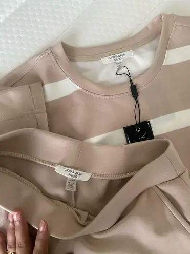 Cable & Gauge NWT Pullover Striped & Wide Leg Athleisure Lounge Jogger Set