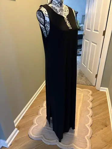 MSK. NWOT black sleeveless maxi dress