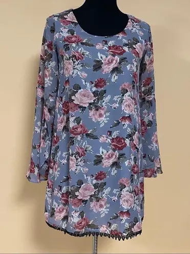 Dee Elle 🛍️ Floral Rose Gray Long Bell Sleeve Mini Sheath Dress Size XS
