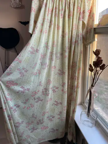 Vintage Mistee yellow floral Light Dress Size L
