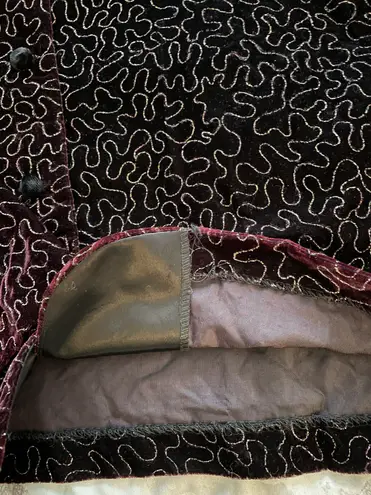 Maggie McNaughton Vintage Velvet Maroon With Gold Embroidery Button Up Blazer, size 24W