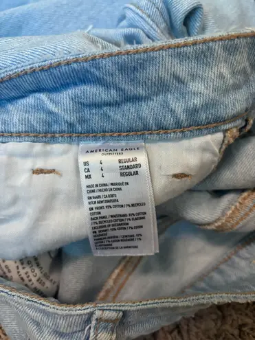 American Eagle Outfitters Mom Jeans