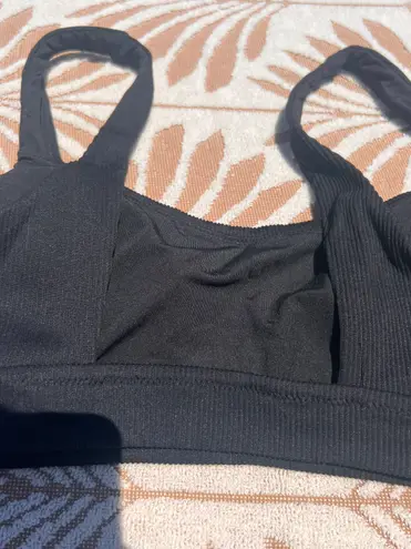 American Eagle NWT ARIE BLACK BIKINI TOP 