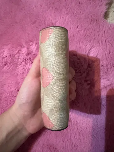 Coach  Snap Wallet Heart Print Signature Canvas - Image 3