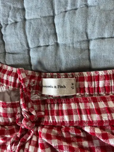 Abercrombie & Fitch Abercrombie Red Gingham Linen Shorts - Image 4
