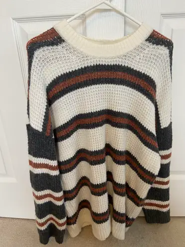 American Eagle Outfitters Sweater