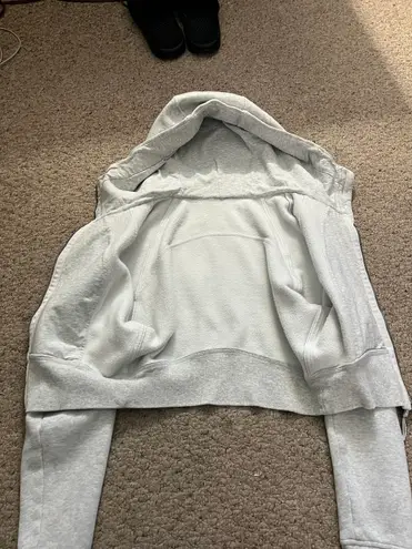 Lululemon Scuba Full Zip Cropped Hoodie