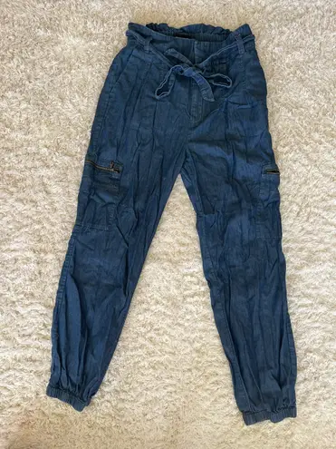 EXPRESS Baggy Jeans