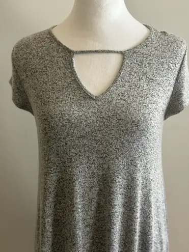Gray short sleeve flowy sundress Size M Size M
