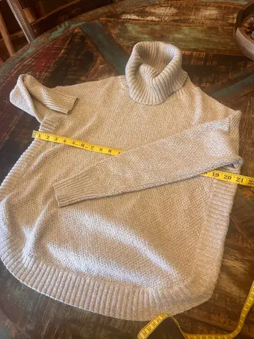 Staccato Sweater Women’s Lightweight Small Turtle Neck Beige NWT