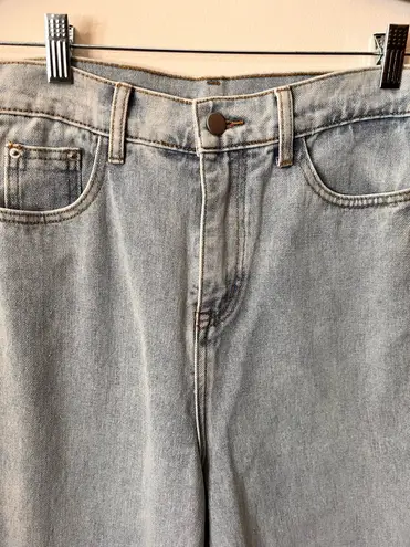 Commence NWT Commense High Rise Light Wash Straight Leg Jeans