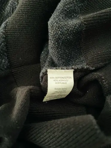 Van Heusen light sweater for men size small V neck cardigan