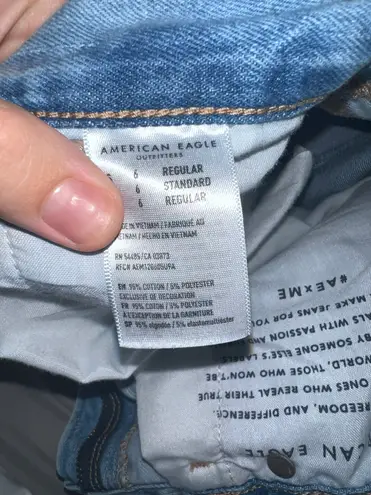 American Eagle Outfitters Moms Jeans