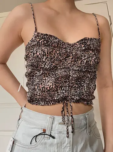 Urban Outfitters BNWT Ruched Cheetah Print Cropped Tank Top - Image 3