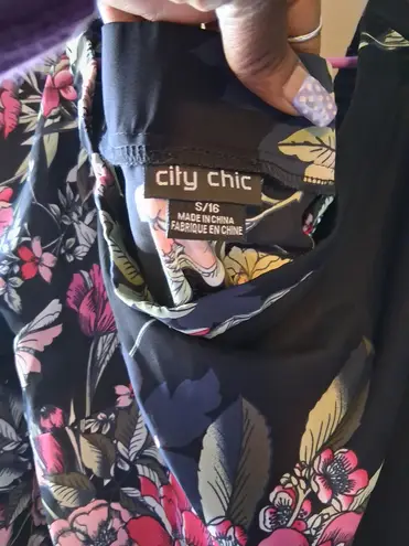 City Chic off the shoulder bell sleeve floral blouse sheer in black and multi-colored size small/16.