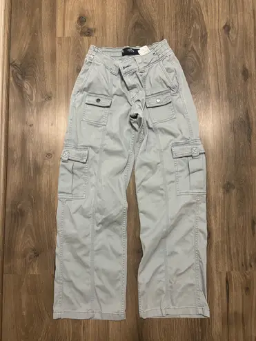 Hollister  Low-Rise Baggy Cargo Pants Blue Grey - Image 1