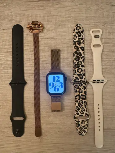 Apple  Watch Series 4 40mm GPS + Cellular - Image 4