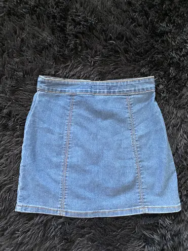 Forever 21 Zip-Up Denim Skirt