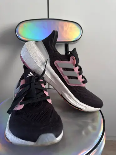 Adidas Ultraboost Light 23 J