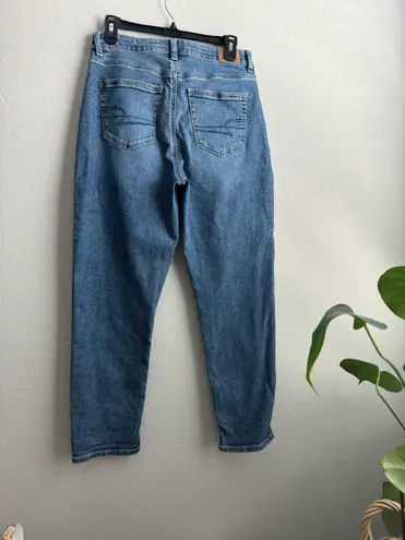 American Eagle Outfitters Mom Jeans