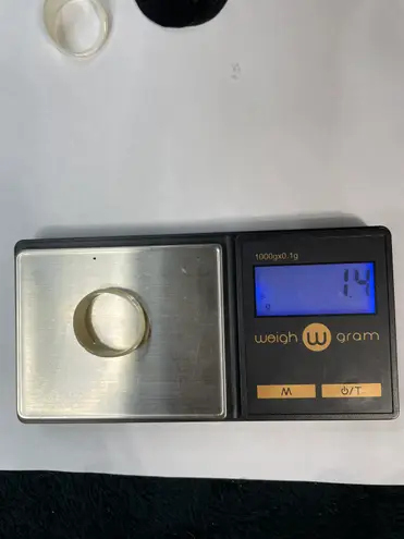 Solid Mother Of Pearl Ring White