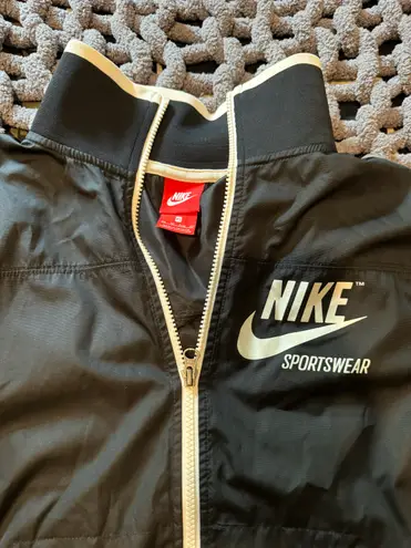 Nike Windbreaker Zip-Up