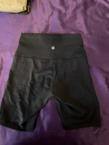 Lululemon Wunder Train High-Rise Short 6”