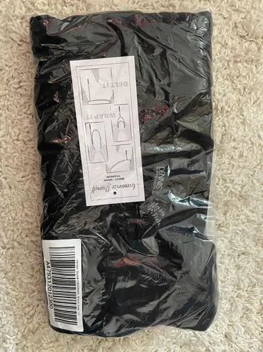 Dennis Basso Italia Knit V-Neck Tunic with Belt NWT 1X A479317