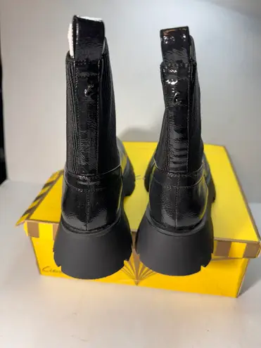 Circus by Sam Edelman Leslie Womens Patent Pull On Chelsea Boots casual comfy