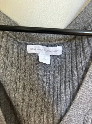 New York & Co. NY & Co. Gray Sweater Best