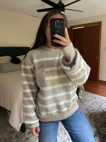 Vestique Sweater