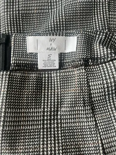 Ivy+Main Black & White Plaid Skirt